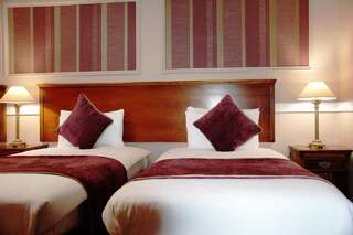 Отель Ashbourne Court Hotel Ашборн Двухместный номер с 2 отдельными кроватями-2